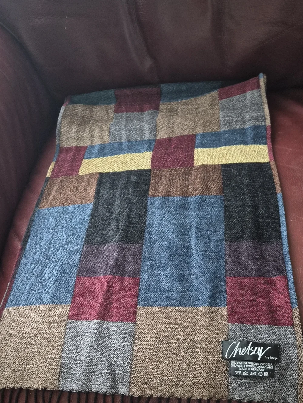 VTG Chelsey by Joseph Geometric Colorblock Wool Blend Scarf - Made in Germany